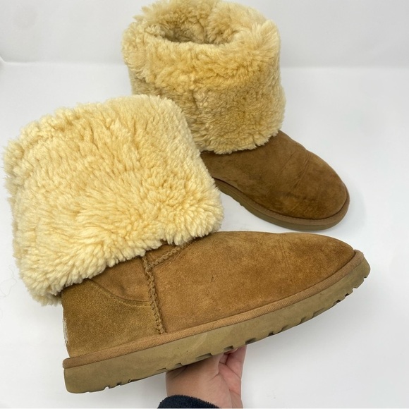 UGG Tan Winter Boots - Picture 3 of 11